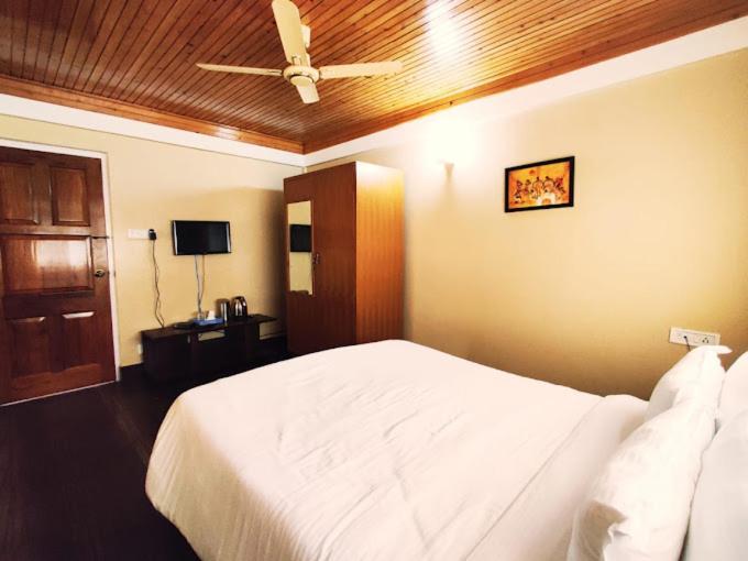 Hotel Artistic Greystone Dreams Kalimpong Exterior foto